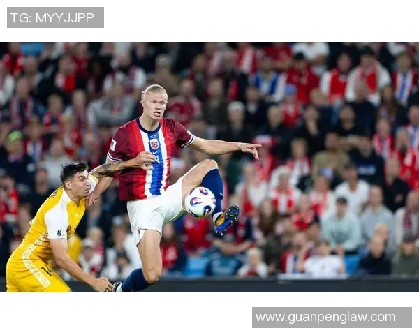 《球星老将重返赛场 展现传奇韧性与青春活力的足球人生》