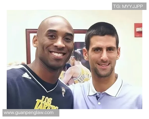 科比与足球巨星们的难得合影 展现跨界友谊与运动精神