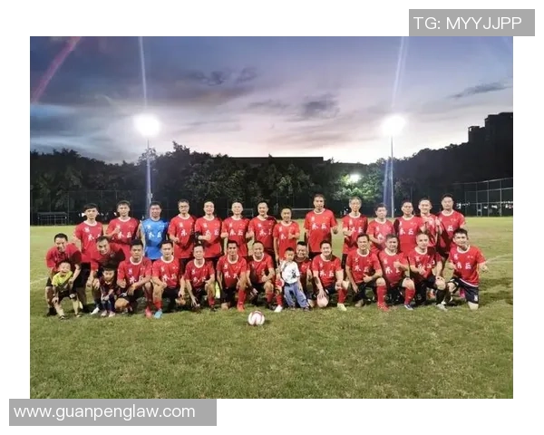 足球明星队伍名称大全 解析全球最具人气的足球星球队标与历史荣誉 足球明星队伍名称大全 解析全球最具人气的足球星球队标与历史荣誉